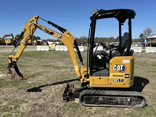 2022 Caterpillar 301.7CR Mini Excavator